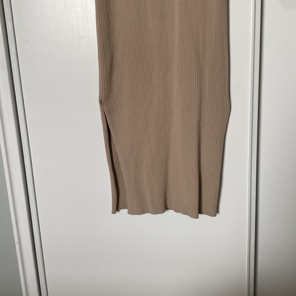 Babaton knit nylon/span midi dress - Picture 2 of 3